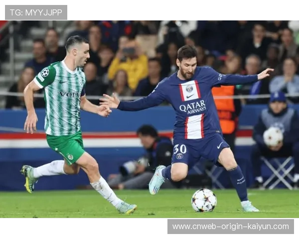 巴黎锋线多点连动，法甲赛场声势如虹