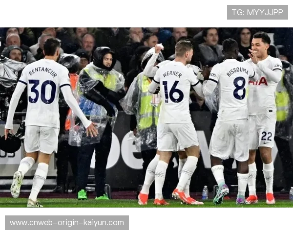 热刺阵地战渐入佳境，库卢切夫斯基抽射偏出