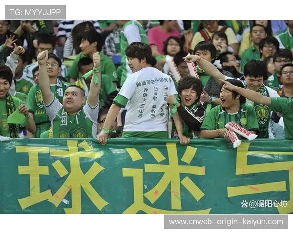 大连英博中场的过渡能力为比赛注入节奏